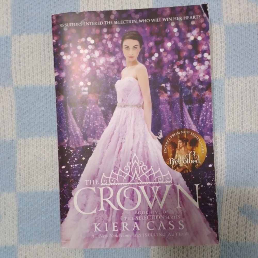2 for $10 🦢  The Crown by Kiera Cass book